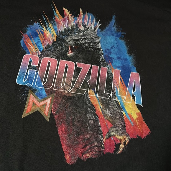 NEW Iconic Godzilla Graphic Sweatshirt - Picture 3 of 9